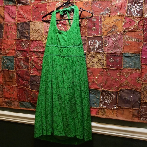 Laundry Dresses & Skirts - Laundry green lace floral dress. Size 14. Halter